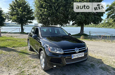 Позашляховик / Кросовер Volkswagen Touareg 2010 в Тернополі