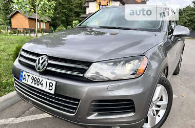 Позашляховик / Кросовер Volkswagen Touareg 2012 в Івано-Франківську