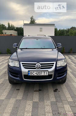 Внедорожник / Кроссовер Volkswagen Touareg 2007 в Львове