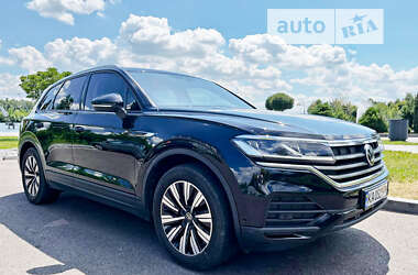 Позашляховик / Кросовер Volkswagen Touareg 2021 в Дніпрі