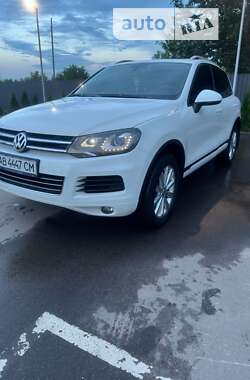 Внедорожник / Кроссовер Volkswagen Touareg 2013 в Виннице