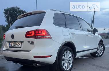 Внедорожник / Кроссовер Volkswagen Touareg 2013 в Немирове