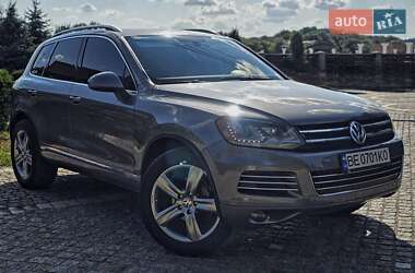 Позашляховик / Кросовер Volkswagen Touareg 2011 в Первомайську