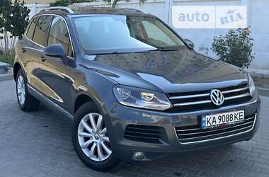 Внедорожник / Кроссовер Volkswagen Touareg 2012 в Одессе