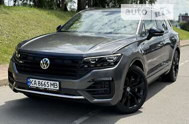 Внедорожник / Кроссовер Volkswagen Touareg 2020 в Киеве