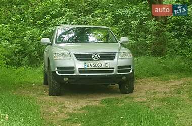 Позашляховик / Кросовер Volkswagen Touareg 2005 в Малій Висці