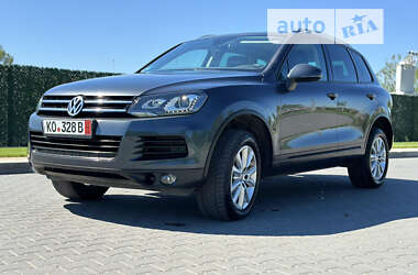 Внедорожник / Кроссовер Volkswagen Touareg 2013 в Луцке