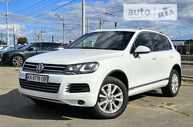 Позашляховик / Кросовер Volkswagen Touareg 2012 в Києві