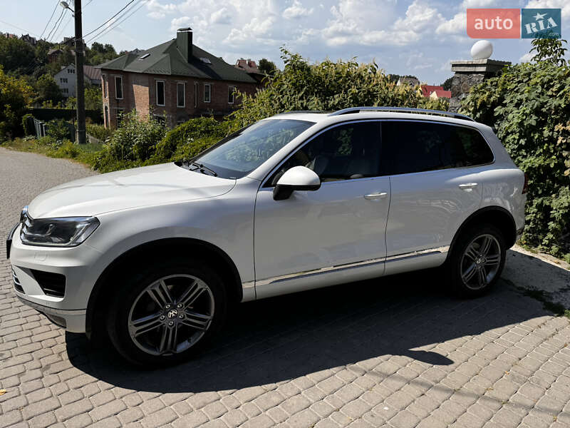 Внедорожник / Кроссовер Volkswagen Touareg 2015 в Хмельницком фото 13 Внедорожник / Кроссовер Volkswagen Touareg 2015 в Хмельницком