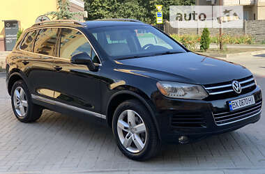 Внедорожник / Кроссовер Volkswagen Touareg 2013 в Каменец-Подольском