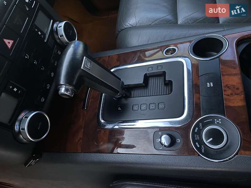 Позашляховик / Кросовер Volkswagen Touareg 2006 в Кам'янець-Подільському фото 14 Позашляховик / Кросовер Volkswagen Touareg 2006 в Кам'янець-Подільському