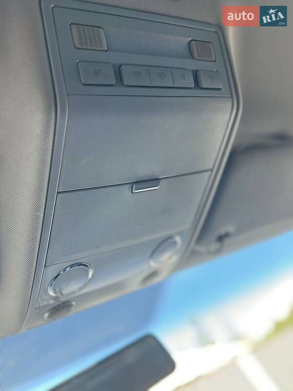 Внедорожник / Кроссовер Volkswagen Touareg 2007 в Малине