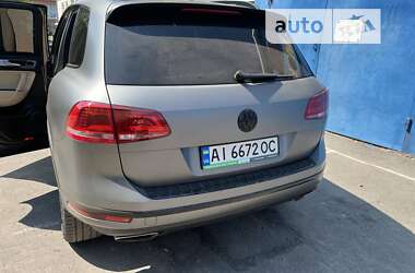 Внедорожник / Кроссовер Volkswagen Touareg 2017 в Киеве