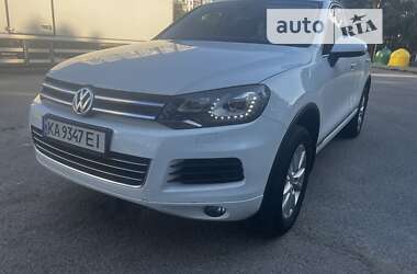 Внедорожник / Кроссовер Volkswagen Touareg 2012 в Киеве