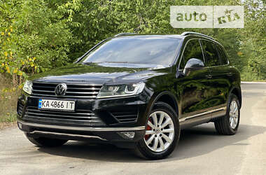 Позашляховик / Кросовер Volkswagen Touareg 2011 в Києві