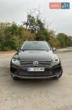 Внедорожник / Кроссовер Volkswagen Touareg 2016 в 