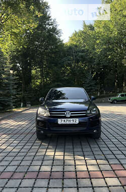 Внедорожник / Кроссовер Volkswagen Touareg 2011 в Тернополе