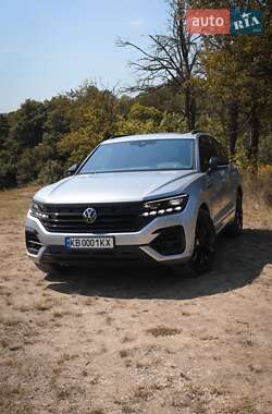 Внедорожник / Кроссовер Volkswagen Touareg 2021 в 