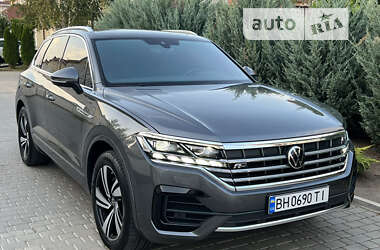 Внедорожник / Кроссовер Volkswagen Touareg 2020 в Одессе