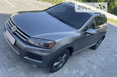 Позашляховик / Кросовер Volkswagen Touareg 2010 в Луцьку