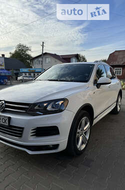 Позашляховик / Кросовер Volkswagen Touareg 2013 в Івано-Франківську