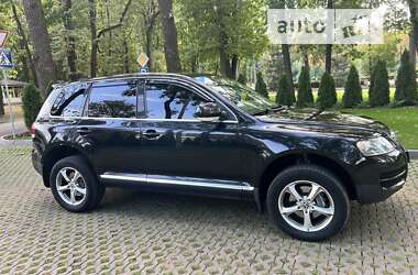 Внедорожник / Кроссовер Volkswagen Touareg 2005 в Харькове