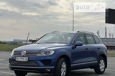 Позашляховик / Кросовер Volkswagen Touareg 2015 в Львові