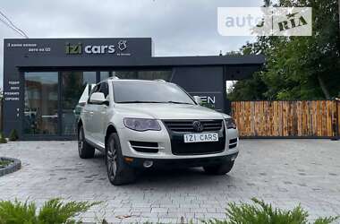 Позашляховик / Кросовер Volkswagen Touareg 2009 в Львові