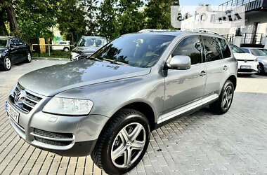 Внедорожник / Кроссовер Volkswagen Touareg 2004 в Львове