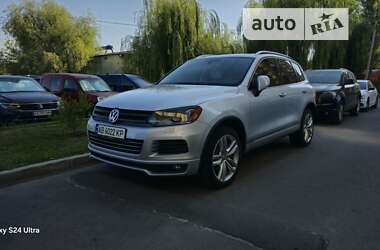 Позашляховик / Кросовер Volkswagen Touareg 2011 в Дніпрі