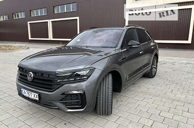 Позашляховик / Кросовер Volkswagen Touareg 2023 в Черкасах