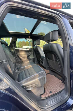 Внедорожник / Кроссовер Volkswagen Touareg 2012 в 