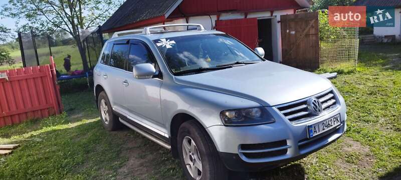 Внедорожник / Кроссовер Volkswagen Touareg 2004 в Славянске