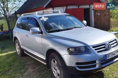 Внедорожник / Кроссовер Volkswagen Touareg 2004 в 