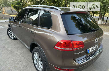 Внедорожник / Кроссовер Volkswagen Touareg 2011 в Кривом Роге