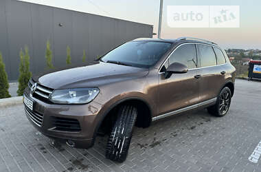 Позашляховик / Кросовер Volkswagen Touareg 2012 в Львові