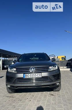 Позашляховик / Кросовер Volkswagen Touareg 2017 в Тернополі