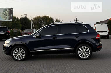 Позашляховик / Кросовер Volkswagen Touareg 2012 в Хмельницькому