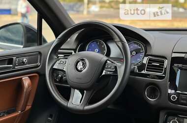 Позашляховик / Кросовер Volkswagen Touareg 2013 в Кривому Розі