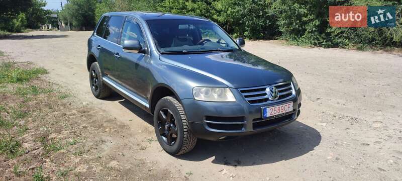 Позашляховик / Кросовер Volkswagen Touareg 2004 в Краматорську