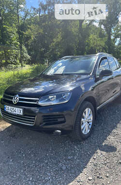 Внедорожник / Кроссовер Volkswagen Touareg 2013 в Умани