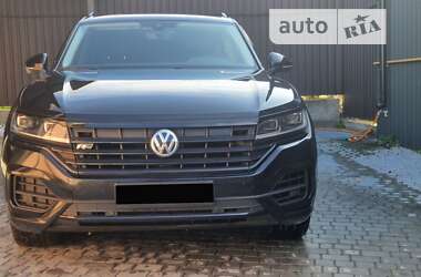 Внедорожник / Кроссовер Volkswagen Touareg 2018 в Виннице