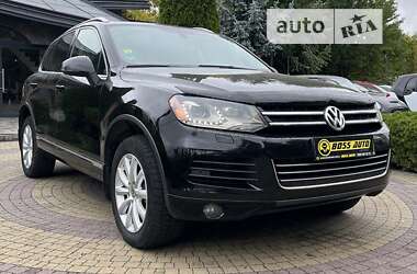 Позашляховик / Кросовер Volkswagen Touareg 2011 в Львові