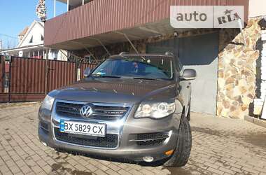 Позашляховик / Кросовер Volkswagen Touareg 2009 в Хмельницькому