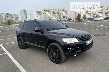 Внедорожник / Кроссовер Volkswagen Touareg 2005 в Киеве