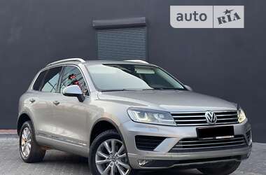 Позашляховик / Кросовер Volkswagen Touareg 2017 в Ужгороді