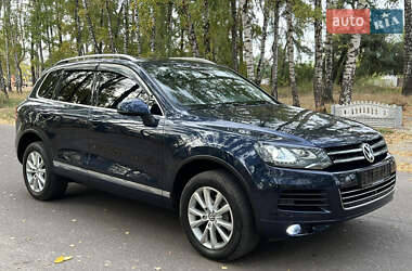 Внедорожник / Кроссовер Volkswagen Touareg 2011 в Ахтырке