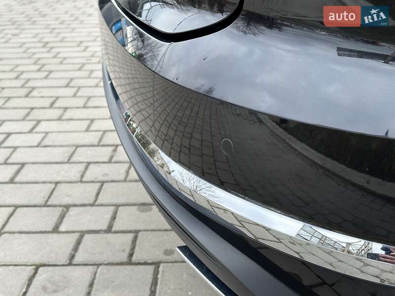 Внедорожник / Кроссовер Volkswagen Touareg 2018 в Луцке