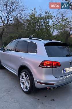 Внедорожник / Кроссовер Volkswagen Touareg 2017 в Одессе