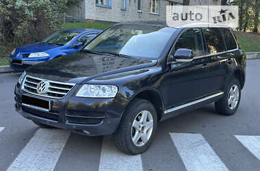 Позашляховик / Кросовер Volkswagen Touareg 2006 в Києві